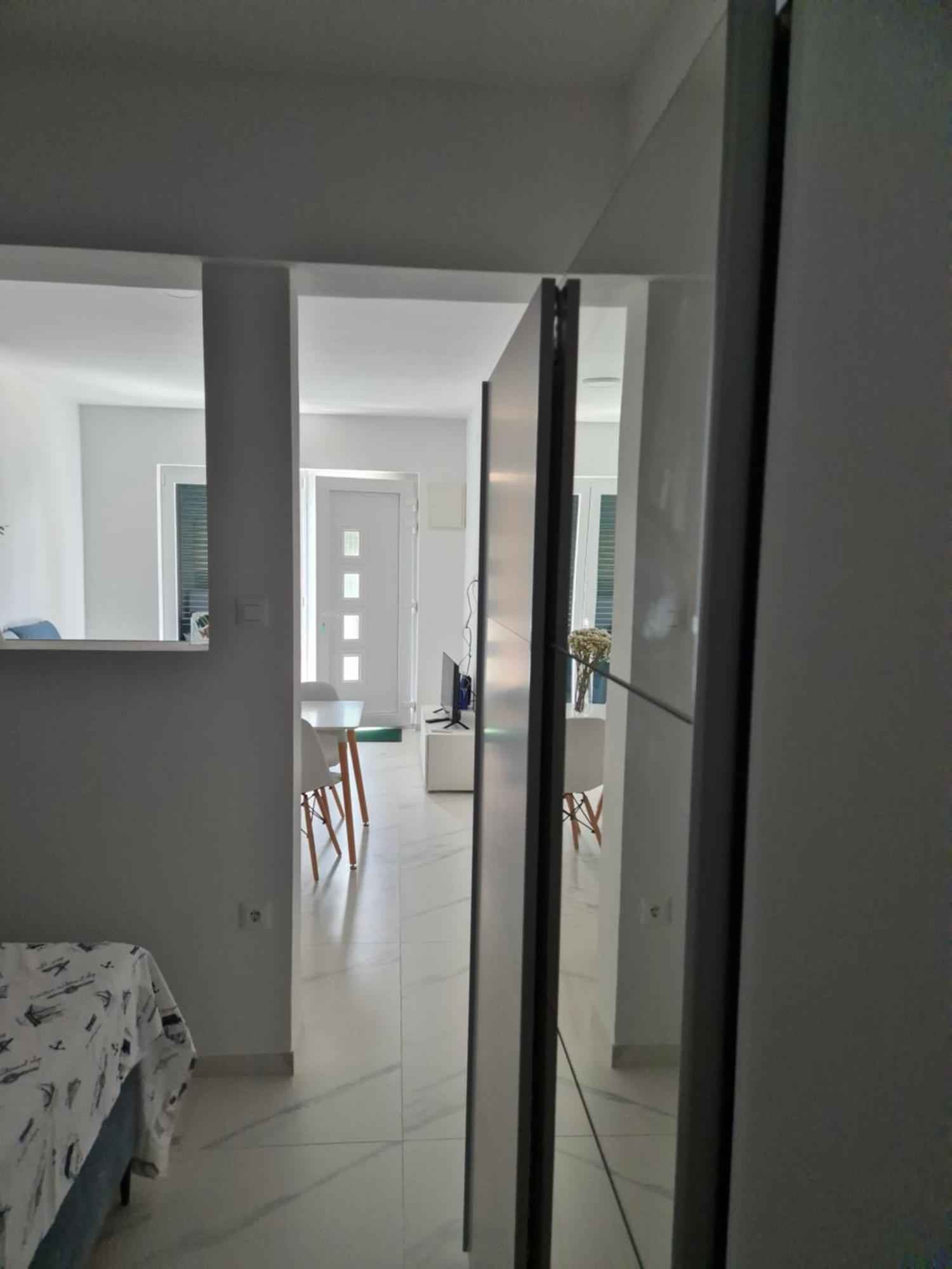 Apartman Bauer - Omis- Nemira الغرفة الصورة